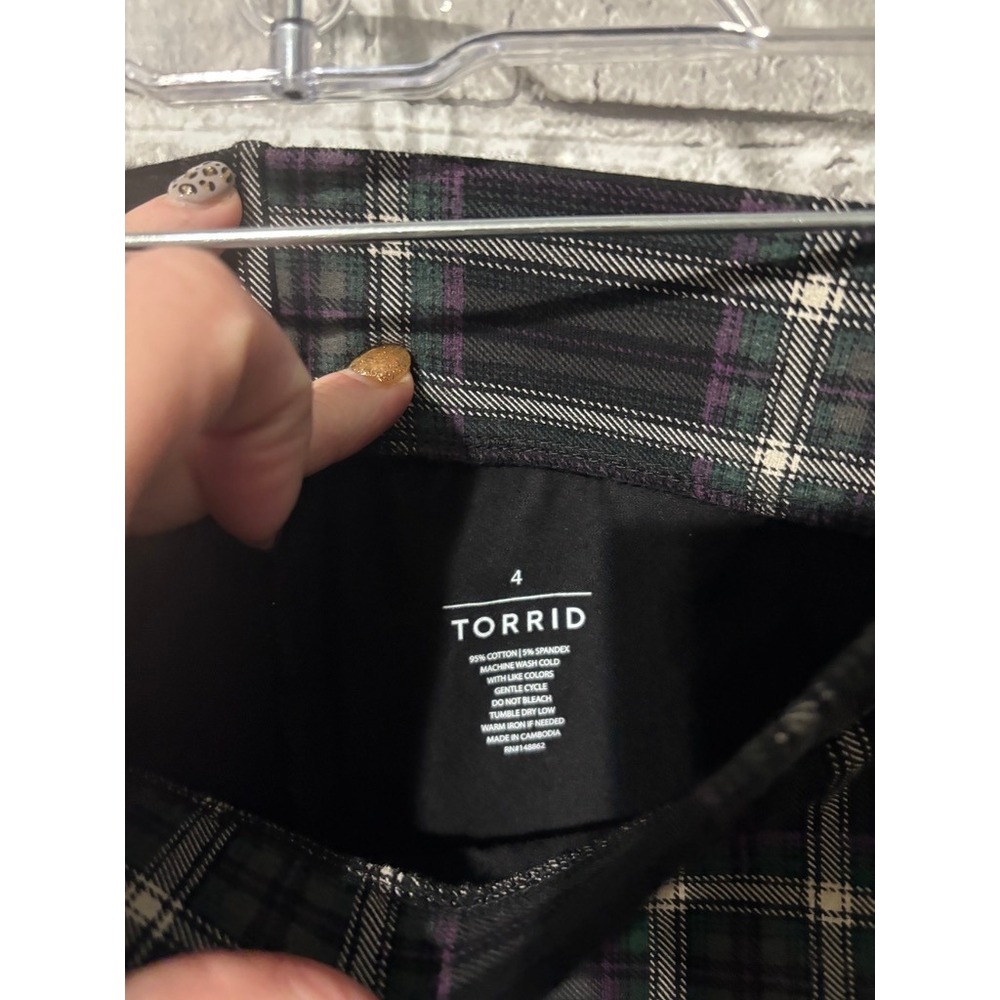Torrid Plaid Legging - Picture 4 of 4